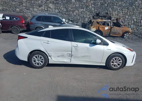 2021 Toyota Prius Le from USA, damaged, VIN JTDKAMFU1M3139453